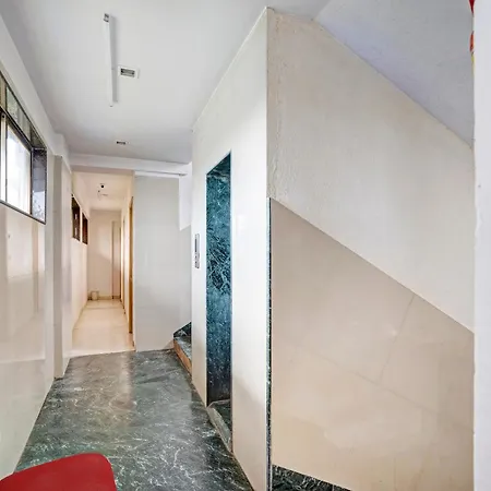 Hotel O Delight Inn Near Andheri Railway Station-2